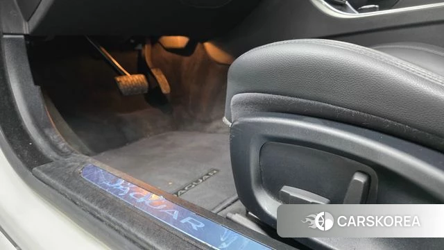 Jaguar XF (X260) id 4563467 из Кореи 24