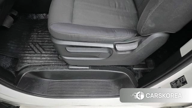 Hyundai Staria id 4935583 из Кореи 24