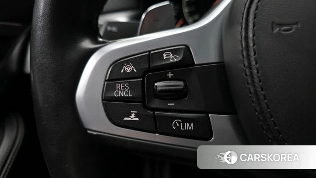 BMW 5 Series (G30) id 4269123 из Кореи 24