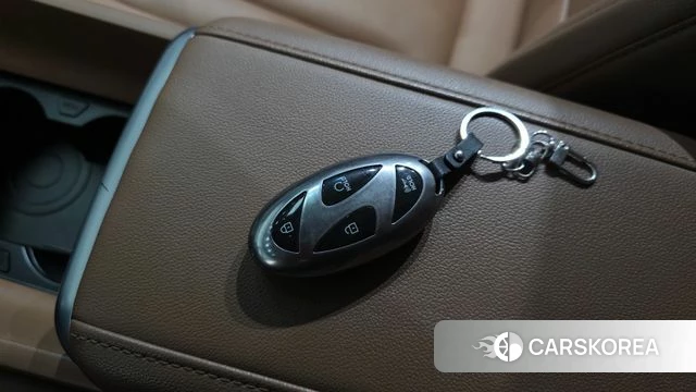 Hyundai Grandeur (GN7) id 4488508 из Кореи 24