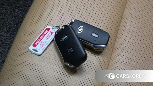 Kia K7 Premier id 4755044 из Кореи 24