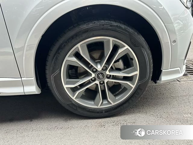 Audi Q3 id 4213372 из Китая 24