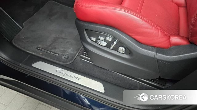 Porsche Cayenne (PO536) id 4402880 из Кореи 24
