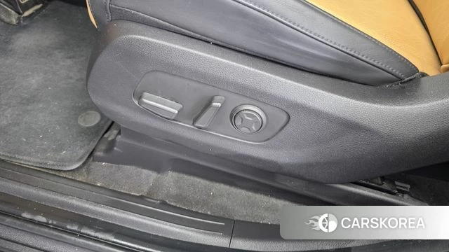 Kia Carnival 4th generation id 4309737 из Кореи 24