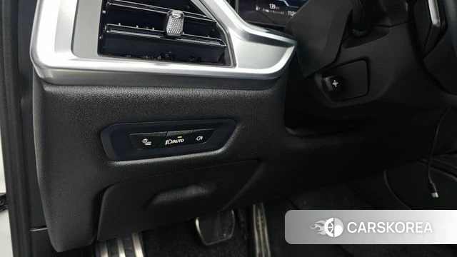 BMW X6 (G06) id 4421946 из Кореи 24