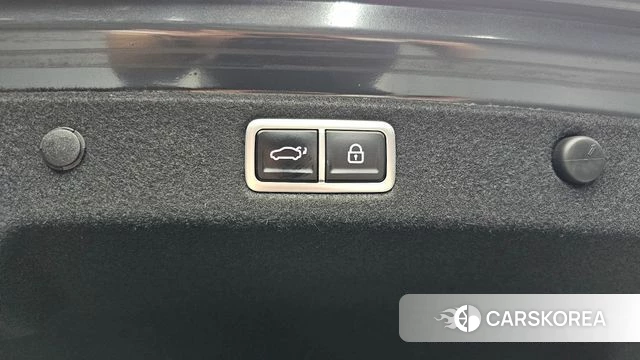 Hyundai Grandeur (GN7) id 4618348 из Кореи 24