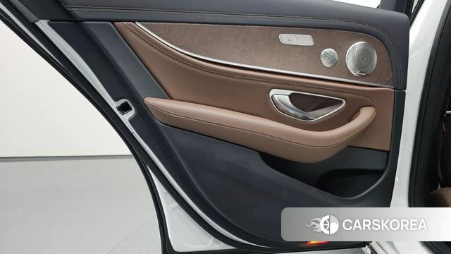 Mercedes-Benz E-Class W213 id 4835212 из Кореи 24