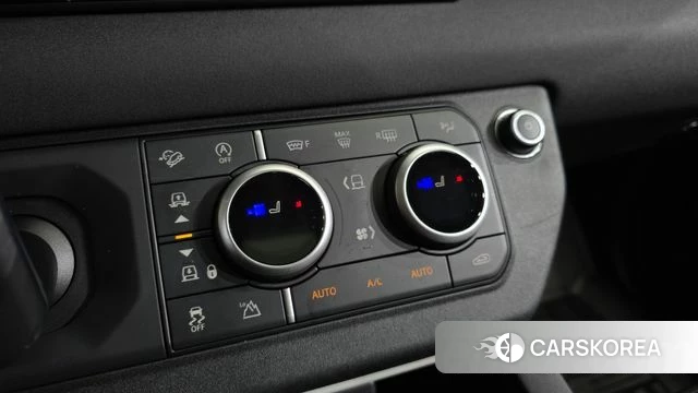 Land Rover Defender (L663) id 4463962 из Кореи 24