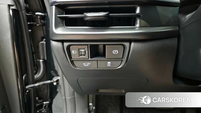 Hyundai Grandeur (GN7) id 4408894 из Кореи 24