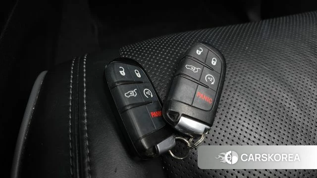 Jeep Grand Cherokee id 4294331 из Кореи 24