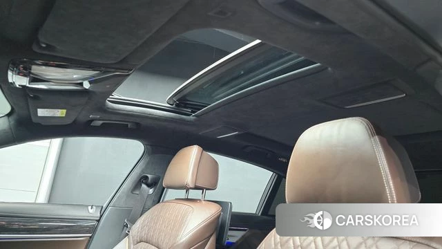 BMW 7 Series (G11) id 4593418 из Кореи 24