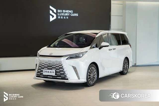 Lexus LM id 4291399 из Китая 24