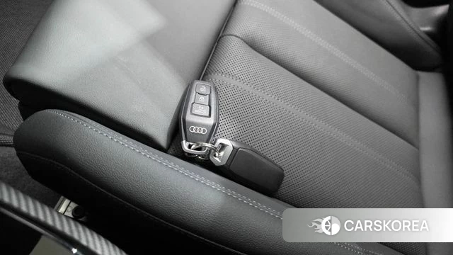 Audi A5 (B10) id 4499317 из Кореи 24