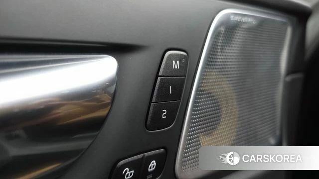 Volvo XC60 second Generation id 4698335 из Кореи 24