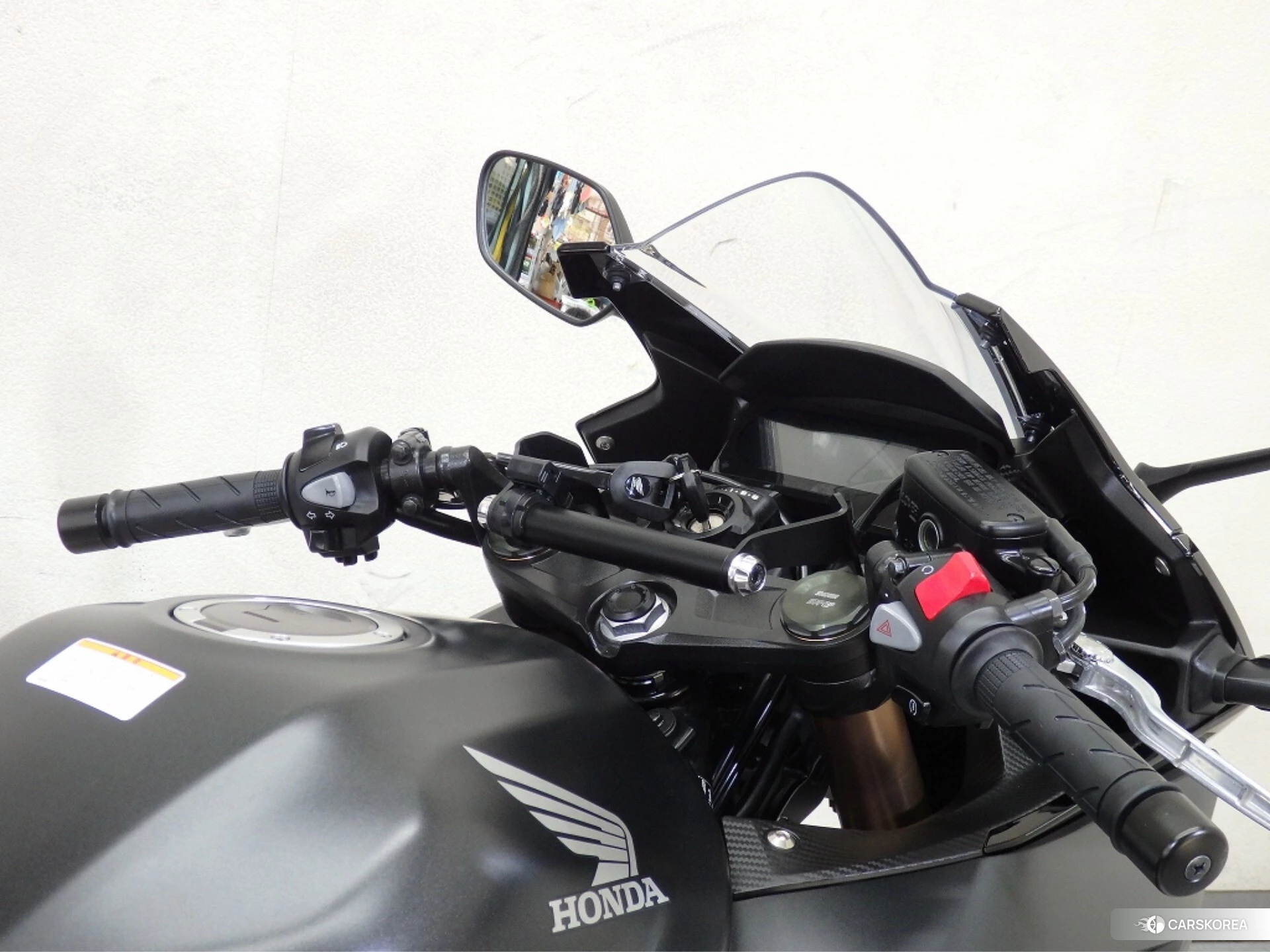 Honda CBR400R ABS id 3947850 из Японии 23