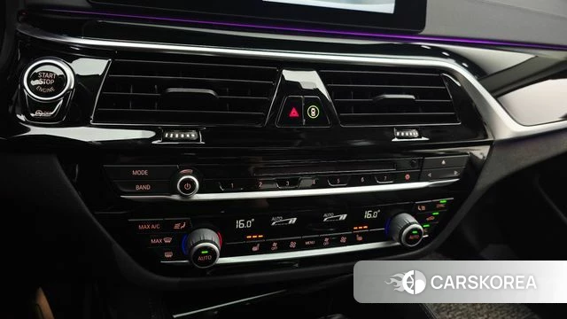 BMW 5 Series (G30) id 4552103 из Кореи 24