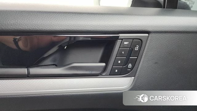 Porsche Cayenne (PO536) id 4400878 из Кореи 24