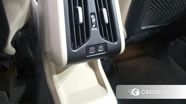 BMW X1 (U11) id 4655985 из Кореи 24