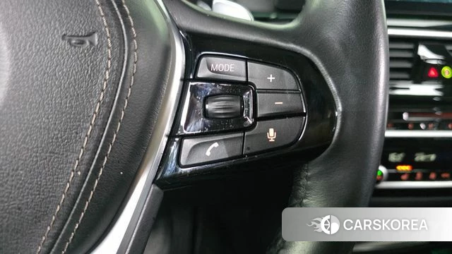 BMW 5 Series (G30) id 4251296 из Кореи 24