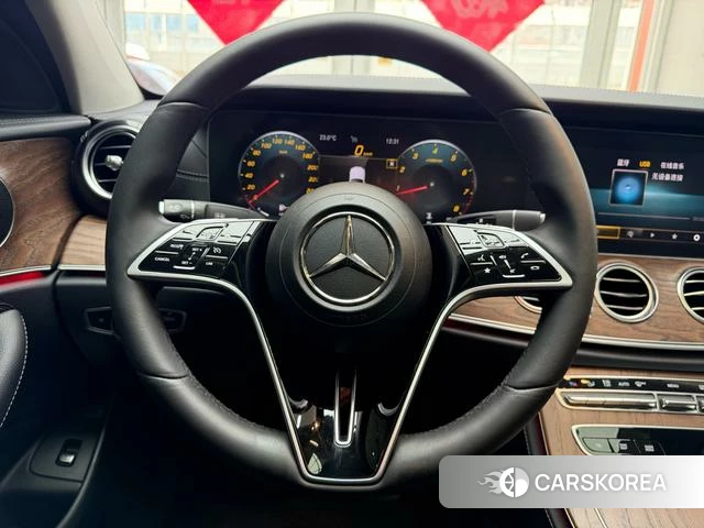 Mercedes-Benz E-class id 4258359 из Китая 24