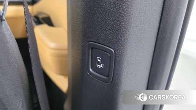 Kia Carnival 4th generation id 4500752 из Кореи 24