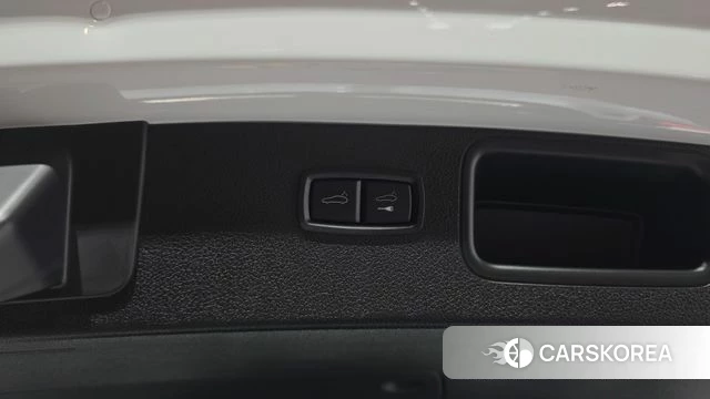 Porsche Macan id 4395113 из Кореи 24