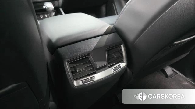 Ssangyong The New Rexton Sports Cannes id 4309723 из Кореи 24
