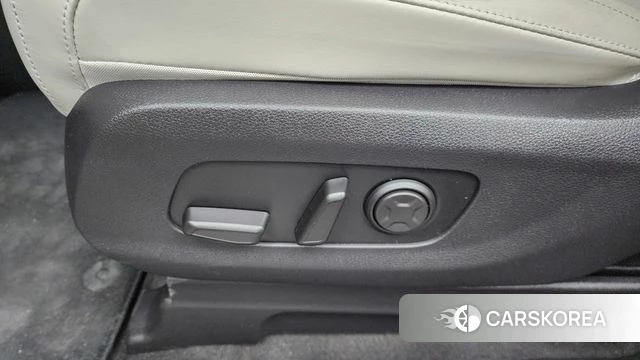 Kia Carnival 4th generation id 4475635 из Кореи 24