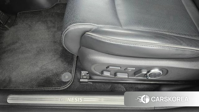 Genesis GV60 id 4580001 из Кореи 24