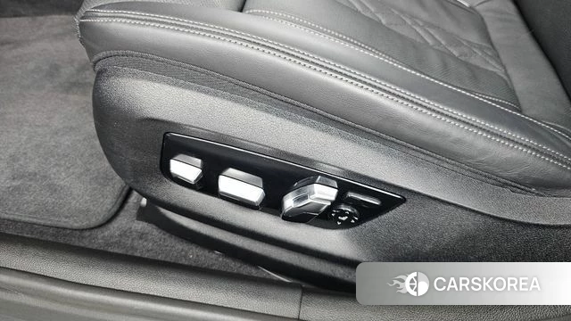 BMW 5 Series (G30) id 4586559 из Кореи 24