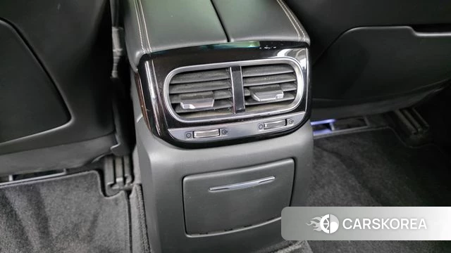 Genesis G90 id 4900596 из Кореи 24
