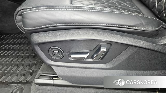 Audi Q8 (4M) id 4501185 из Кореи 24