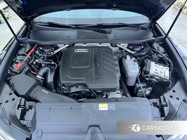 Audi A6L id 4258726 из Китая 24
