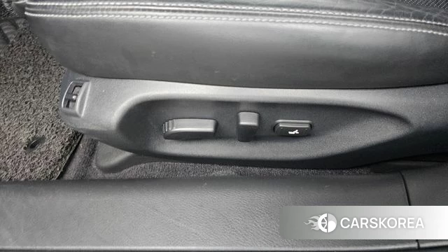 Infiniti Q50 id 4620673 из Кореи 24