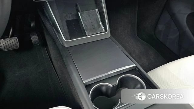 Tesla Model Y id 4686415 из Кореи 24