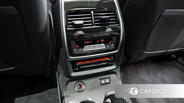 BMW X7 (G07) id 4309813 из Кореи 24
