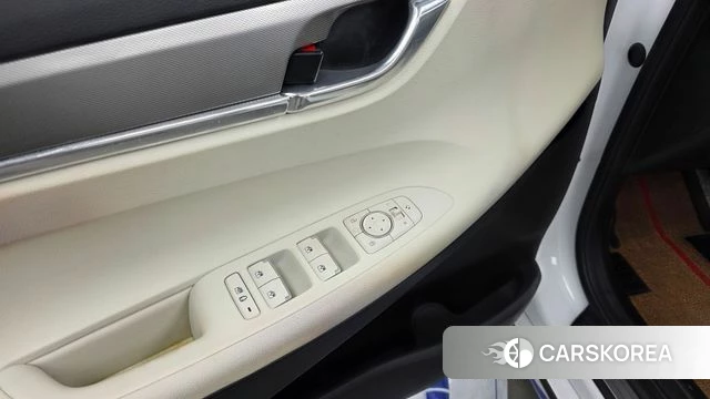 Hyundai The New Grandeur IG Hybrid id 4428610 из Кореи 24