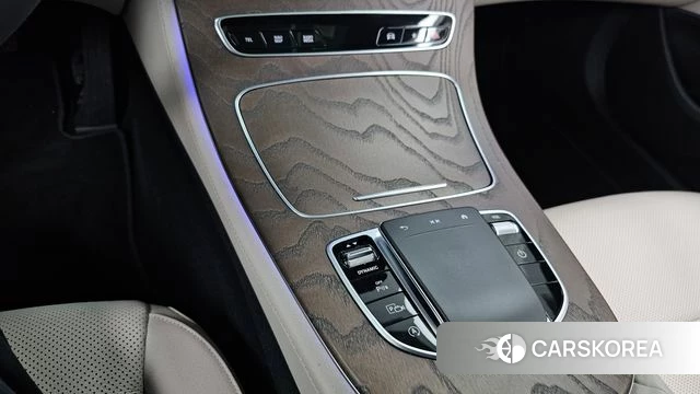 Mercedes-Benz E-Class W213 id 4561966 из Кореи 24