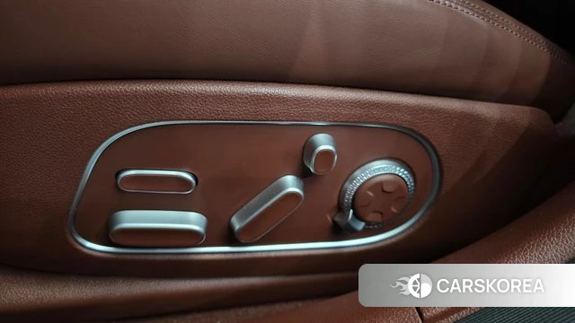 Genesis G90 (RS4) id 4200815 из Кореи 24