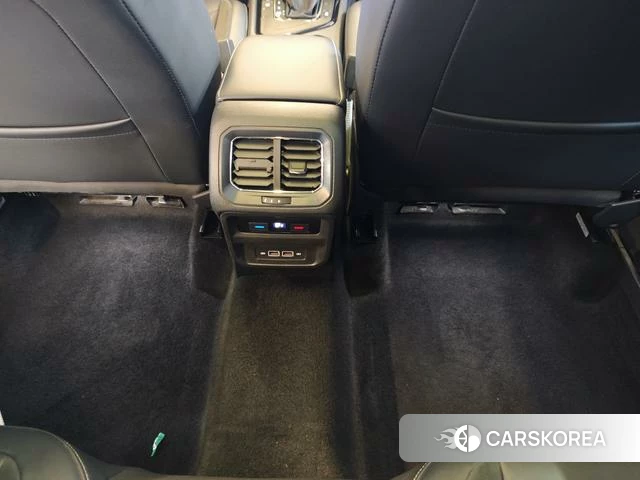 Volkswagen Tiguan L id 4213714 из Китая 24