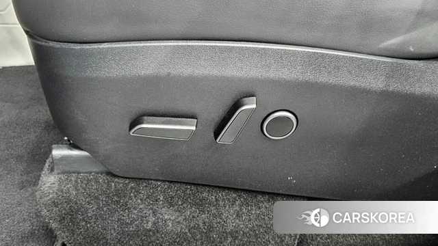 Tesla Model Y id 4711020 из Кореи 24