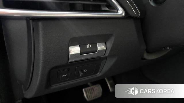 Jaguar XE id 4310074 из Кореи 24