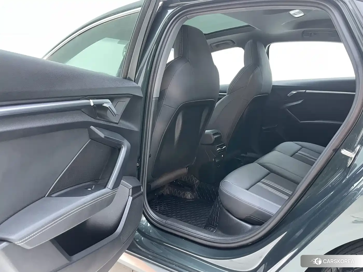 Audi A3 id 4669305 из Китая 24