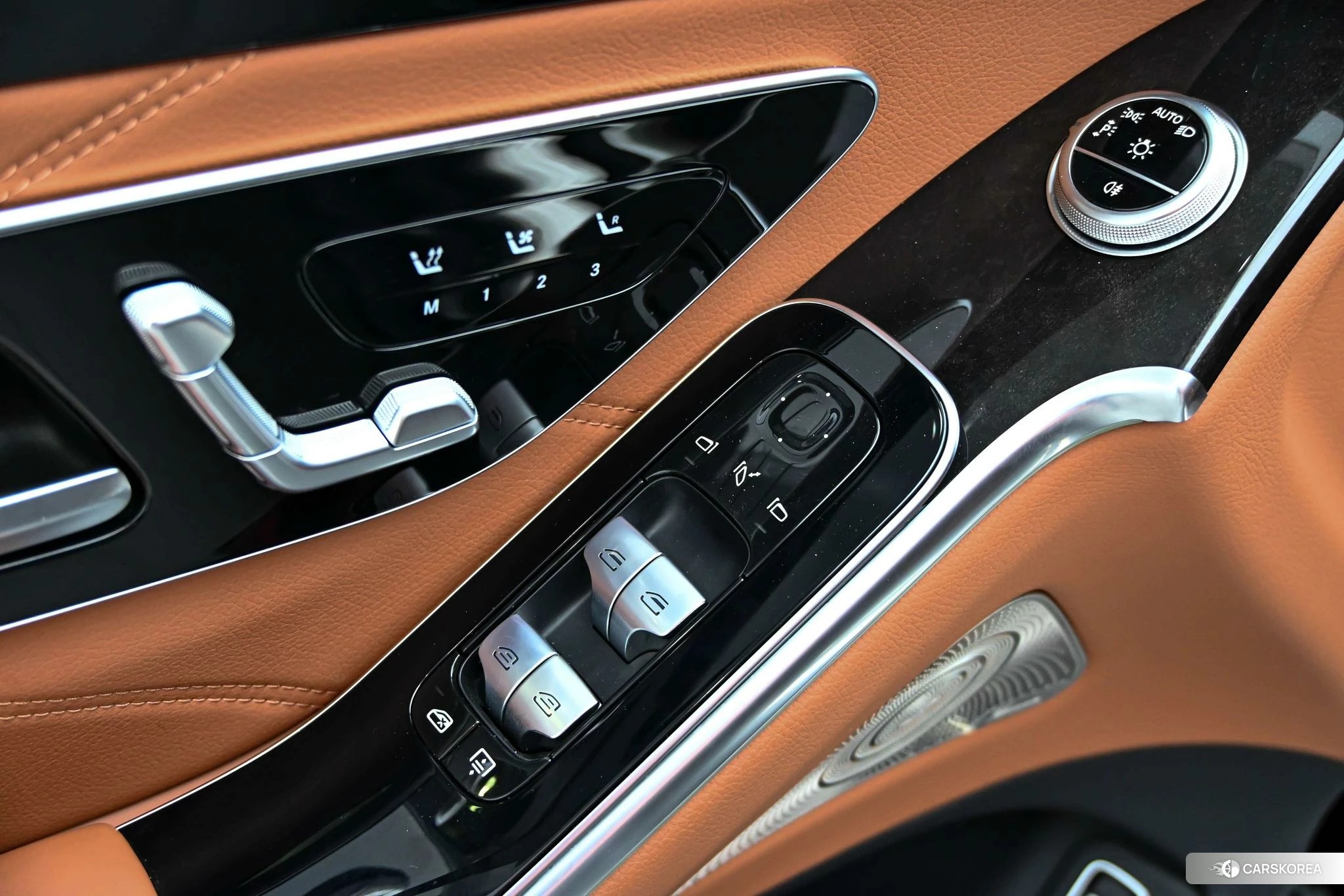 Mercedes-Benz Maybach S-class id 4419285 из Китая 24