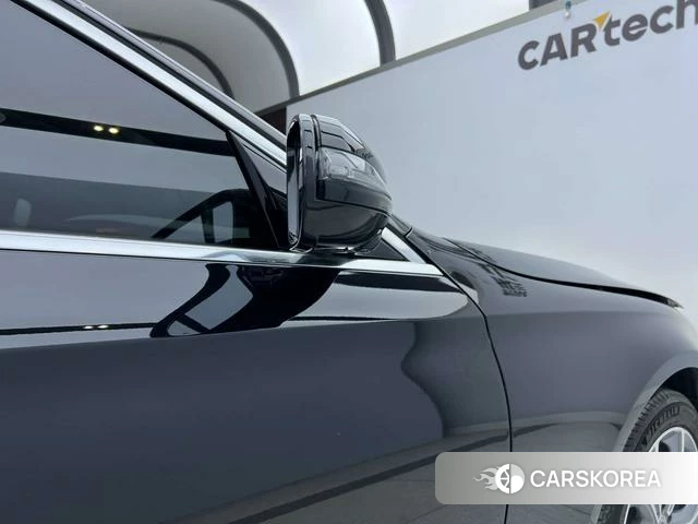 Mercedes-Benz E-class id 4236370 из Китая 24