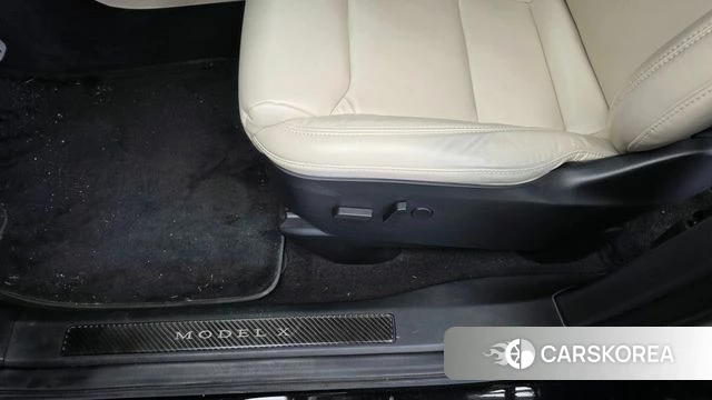 Tesla Model X id 4458664 из Кореи 24
