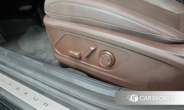 Hyundai Grandeur (GN7) id 4935634 из Кореи 24