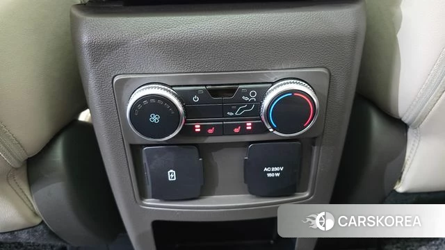 Ford Explorer 6th Generation id 4745536 из Кореи 24