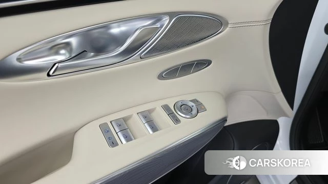 Genesis GV70 id 4739930 из Кореи 24