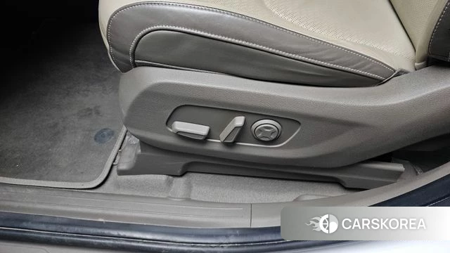 Kia Carnival 4th generation id 4676624 из Кореи 24